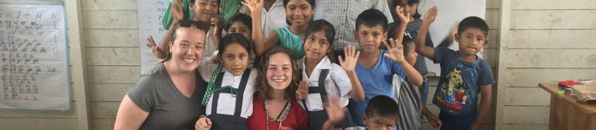 Peruvian school children